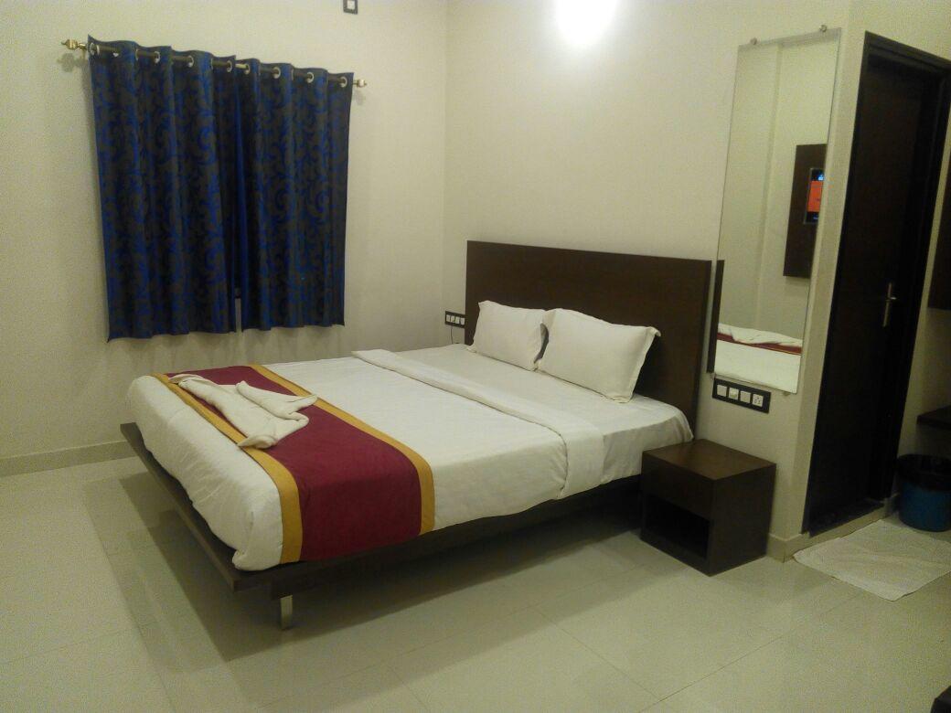 Hotel Grand Kubera Chikmagalūr 외부 사진