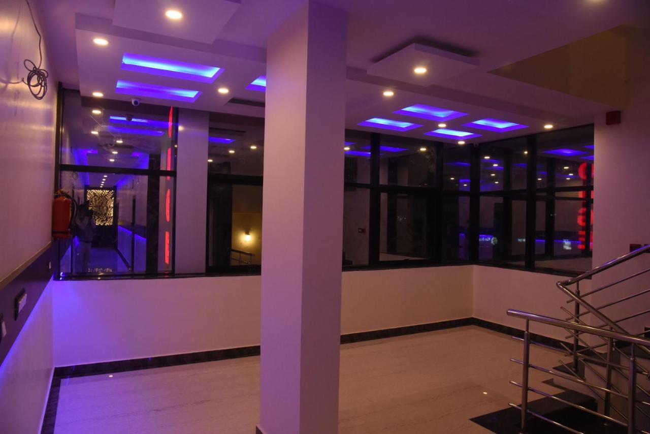 Hotel Grand Kubera Chikmagalūr 외부 사진